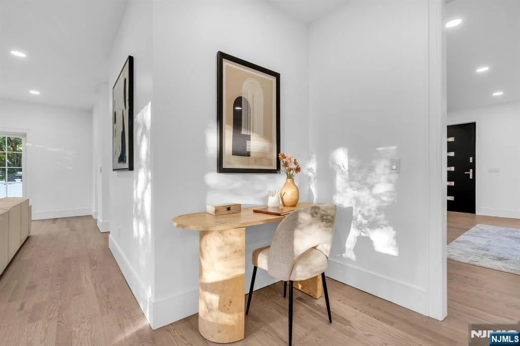 Photo of 515 Salem