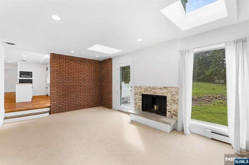 Photo of 10 Cedar