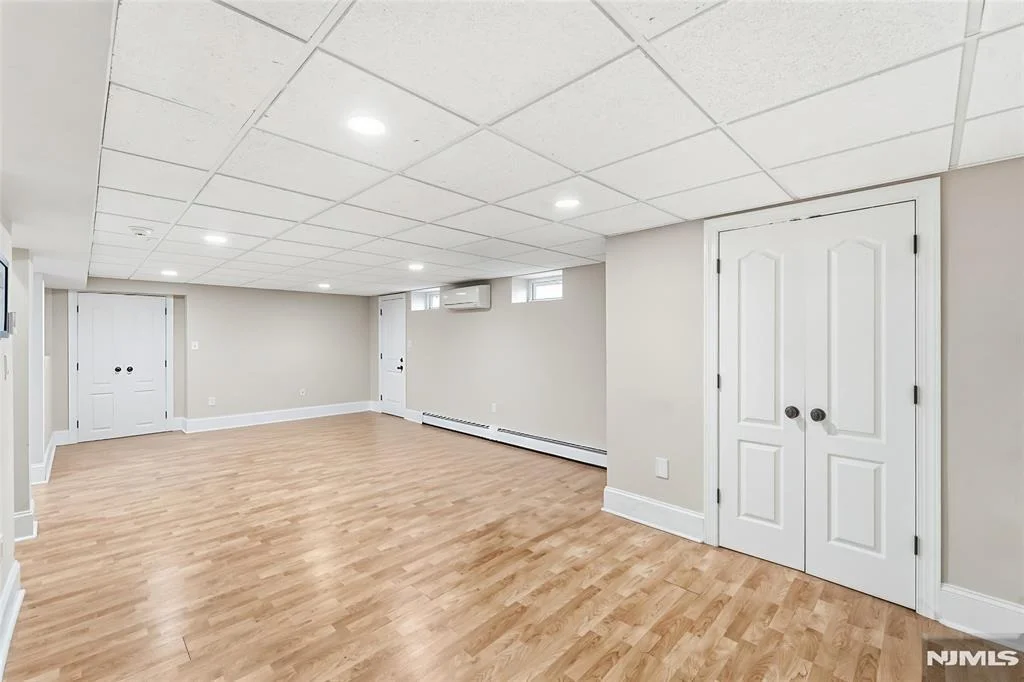 Photo of 27 Pine Hill