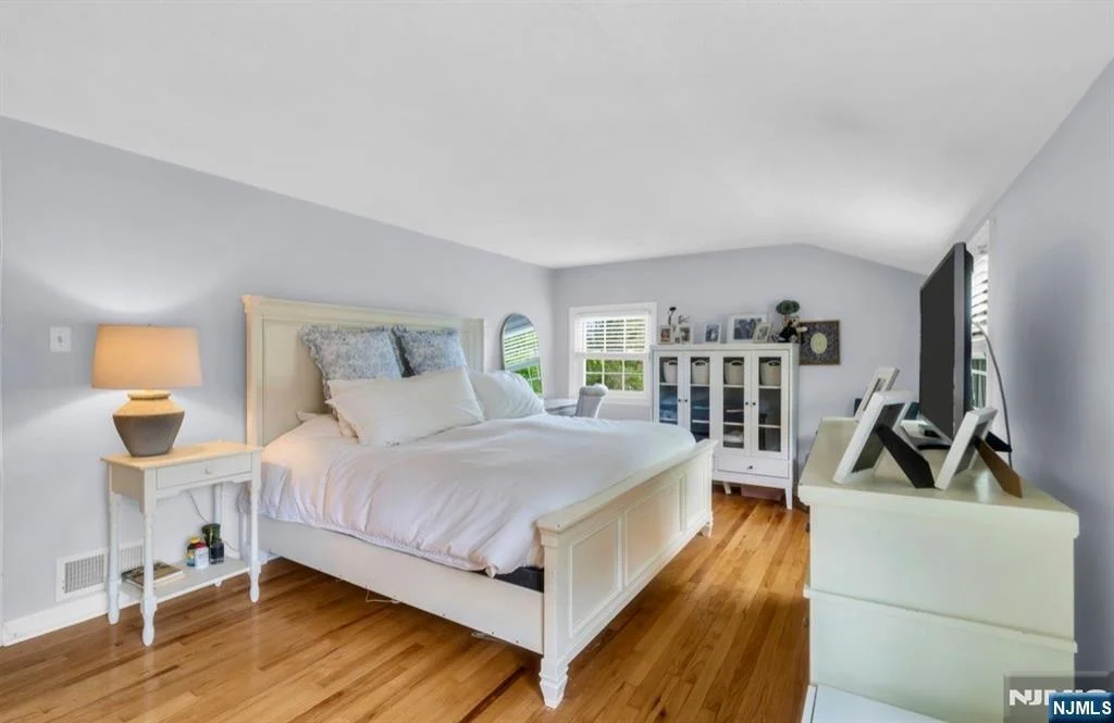 Photo of 105 Bergen