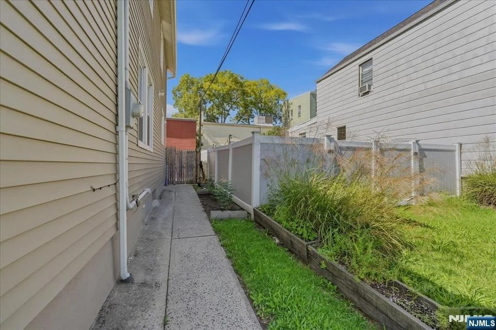 Photo of 47 Beech