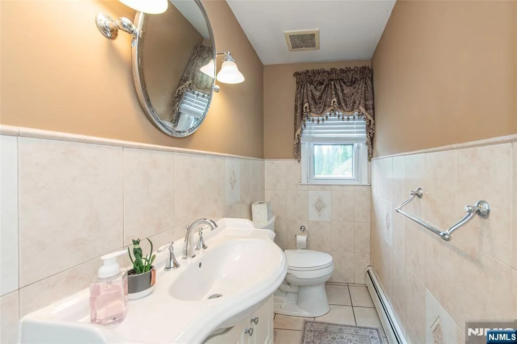 Photo of 178 Webster