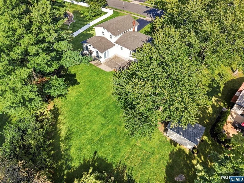 Photo of 33 Waling