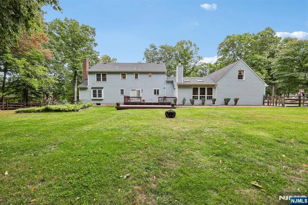 Photo of 12 Hemlock