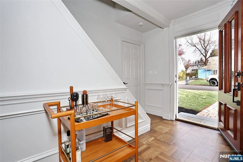 Photo of 34 Charles