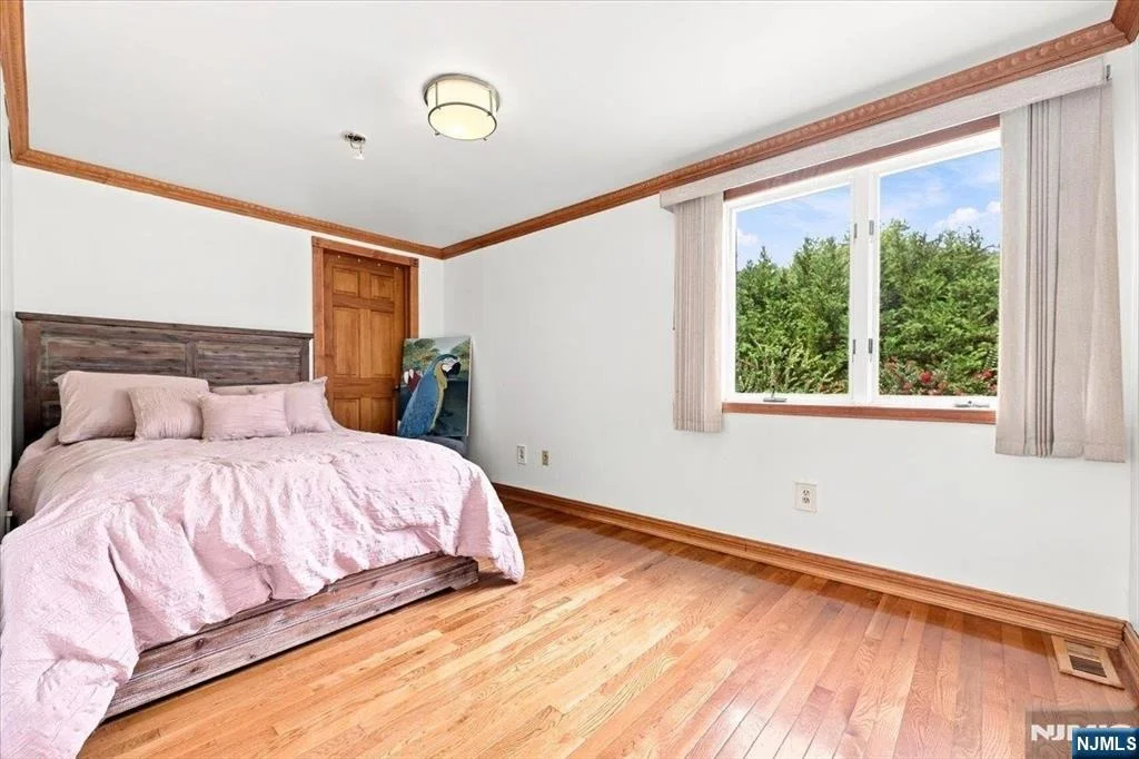 Photo of 19 Hillside