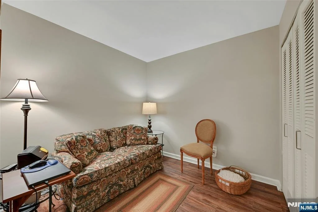 Photo of 189 Forest