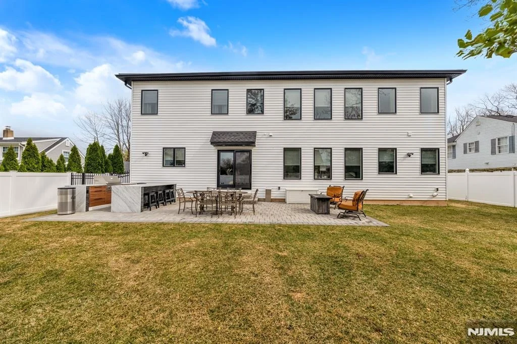 Photo of 495 Wilson
