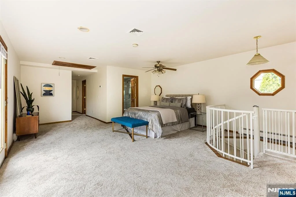 Photo of 373 Orange