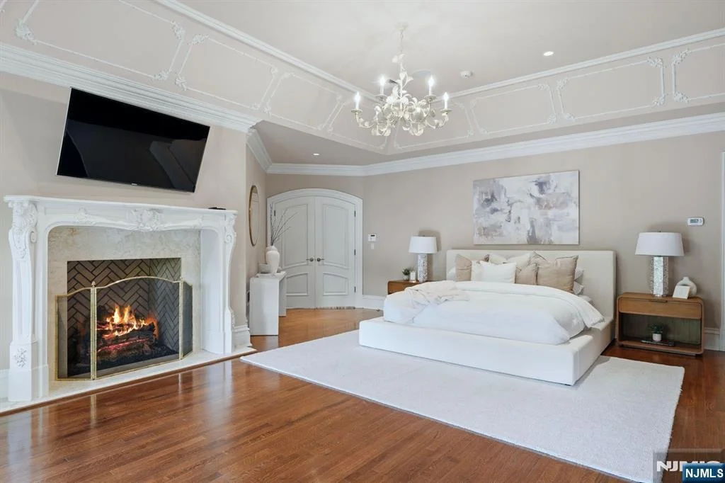 Photo of 7 Buckingham