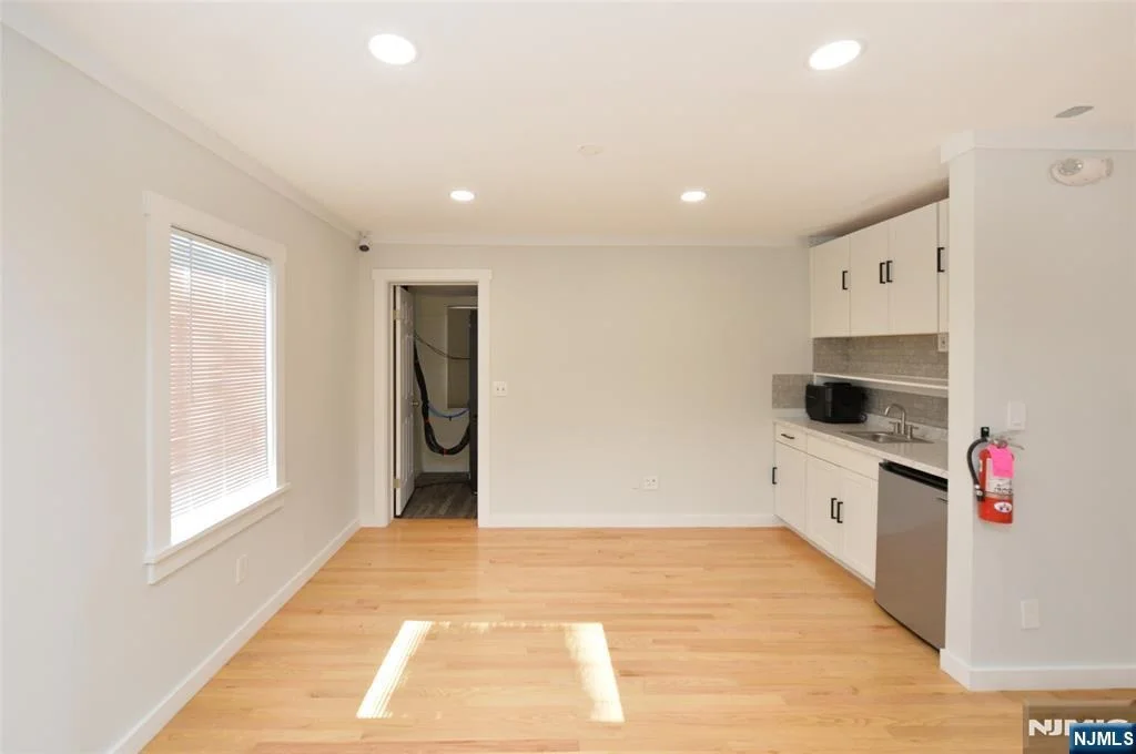 Photo of 24 Farview