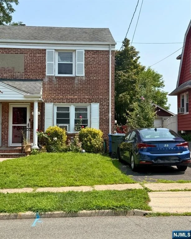 Photo of 205 Eastern