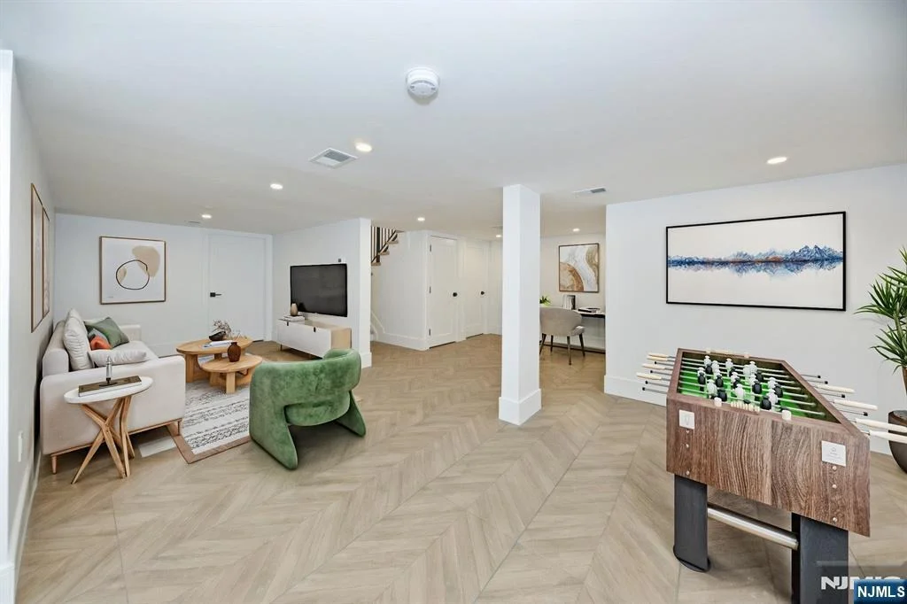 Photo of 212 Monroe