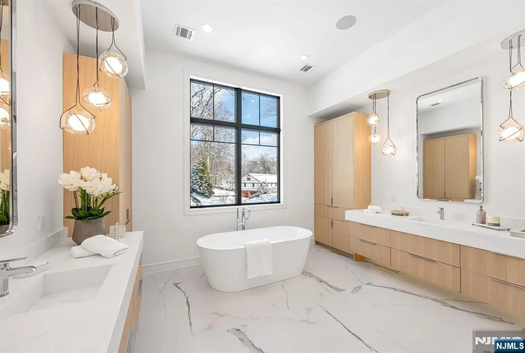 Photo of 48 Brook
