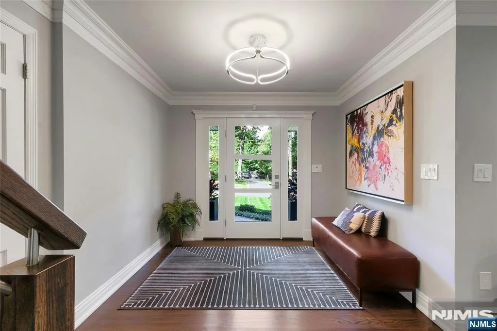 Photo of 545 Miller
