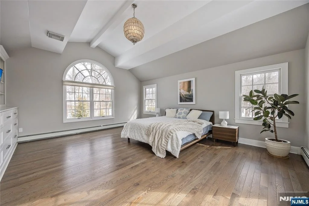Photo of 202 Chestnut Ridge