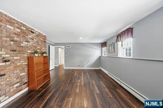 Photo of 376 Lakeview