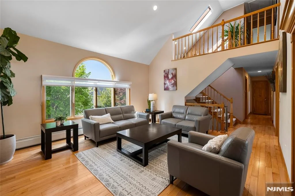 Photo of 66 Roehrs