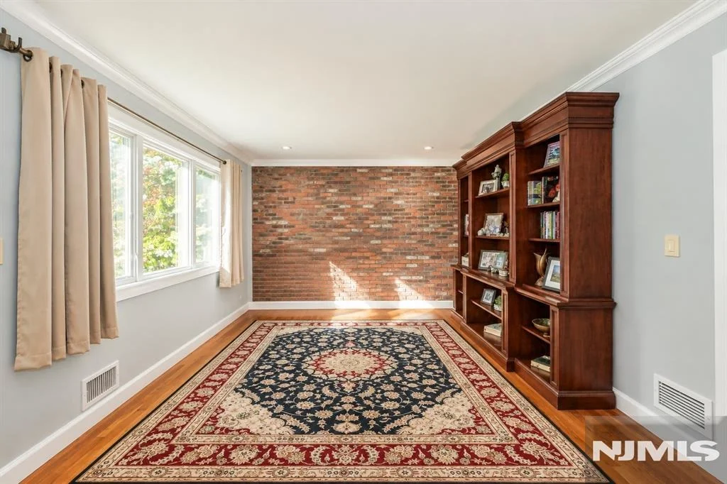 Photo of 55 Briarwood