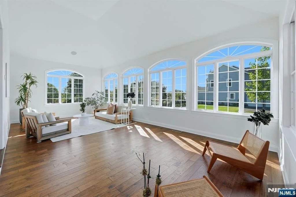 Photo of 73 Woodmere
