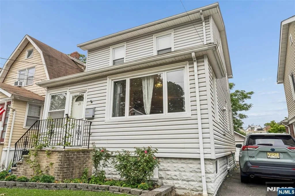 Photo of 23 Princeton