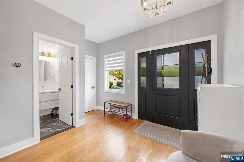 Photo of 230 Park