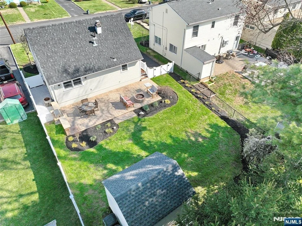 Photo of 34 Charles