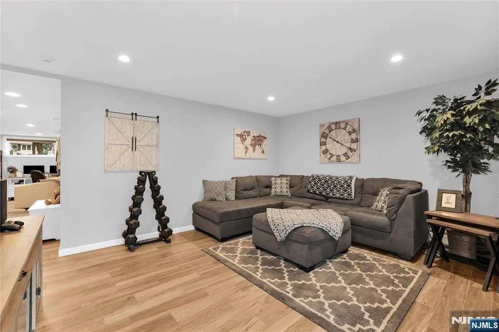 Photo of 14 Beverly