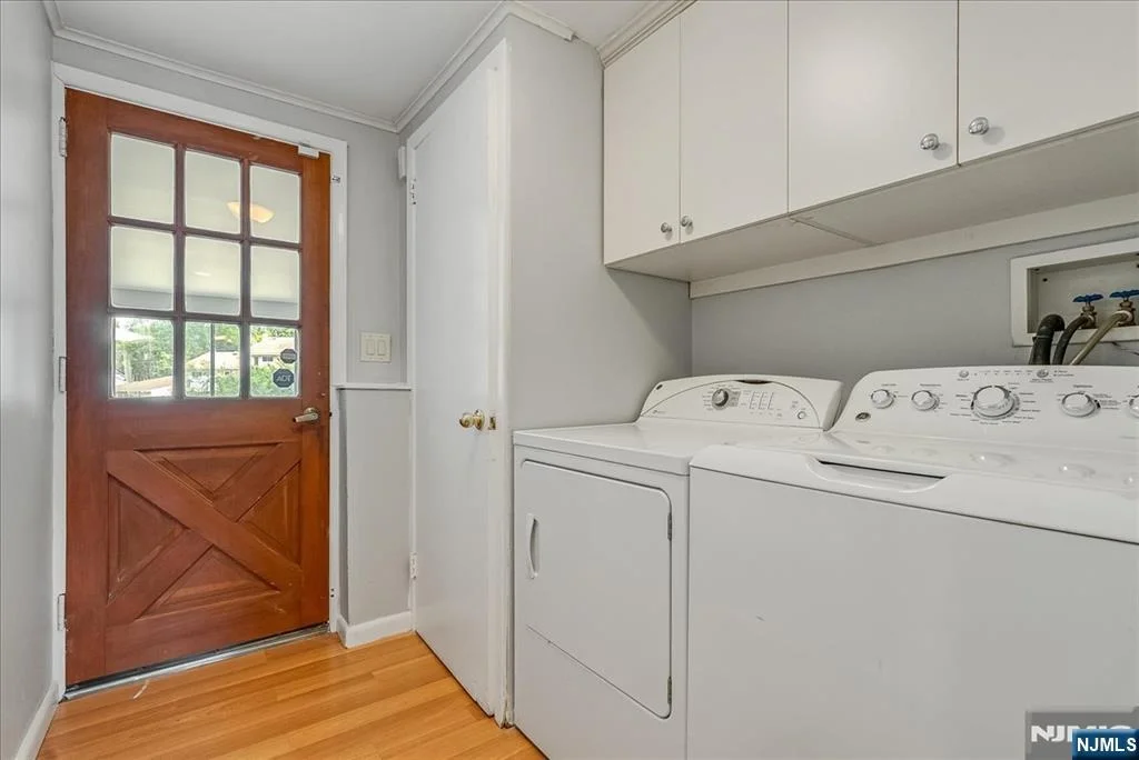 Photo of 670 Swathmore