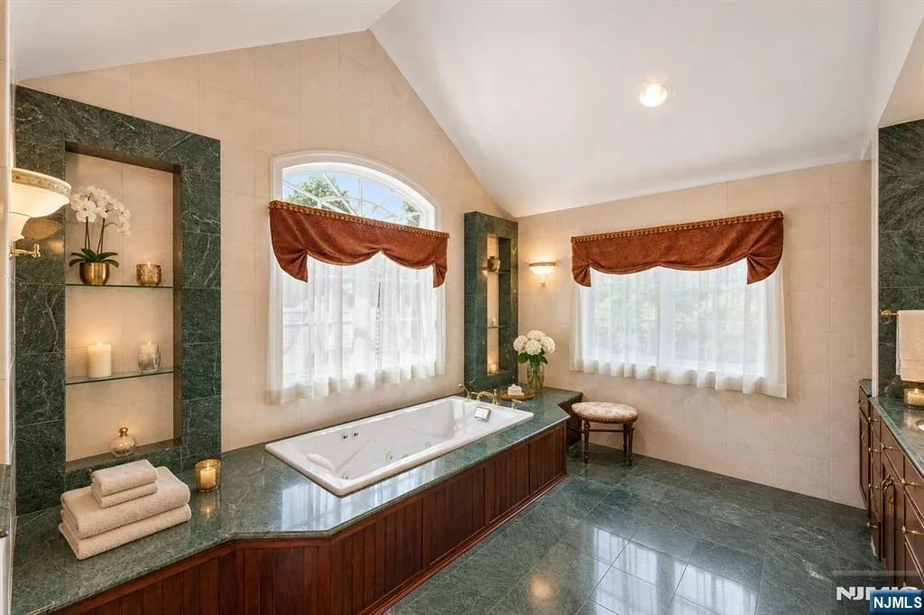 Photo of 38 Bridle