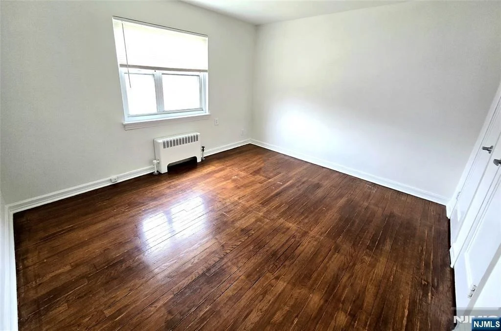 Photo of 465 Maple Hill