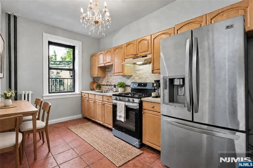 Photo of 303 Hamilton