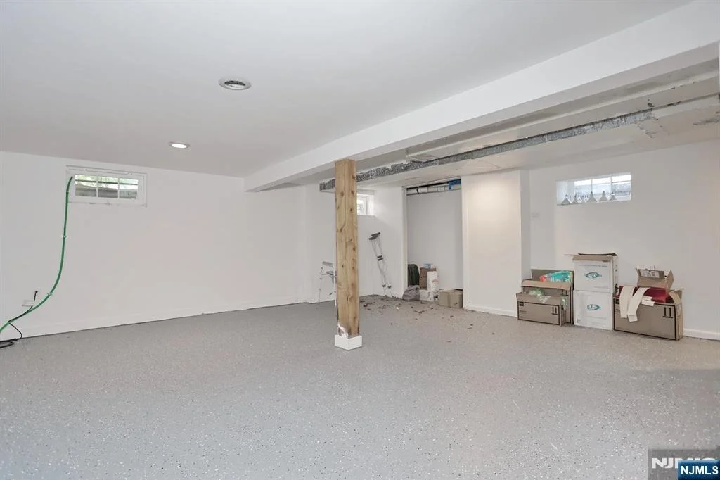 Photo of 703 Chadwick