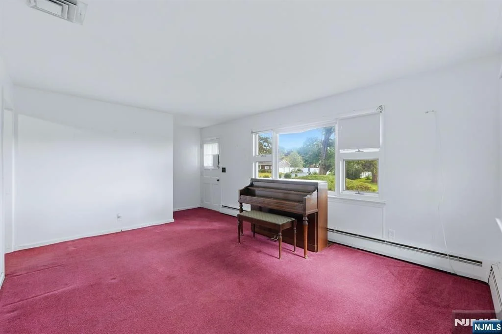 Photo of 23 Glendale