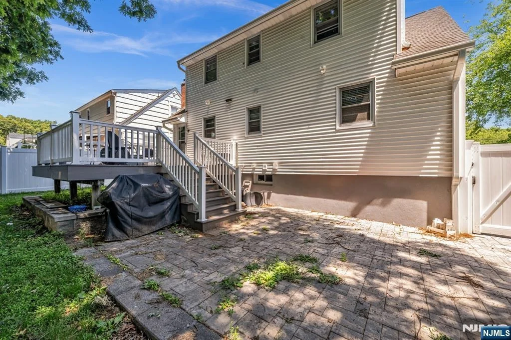 Photo of 101 Pinecrest