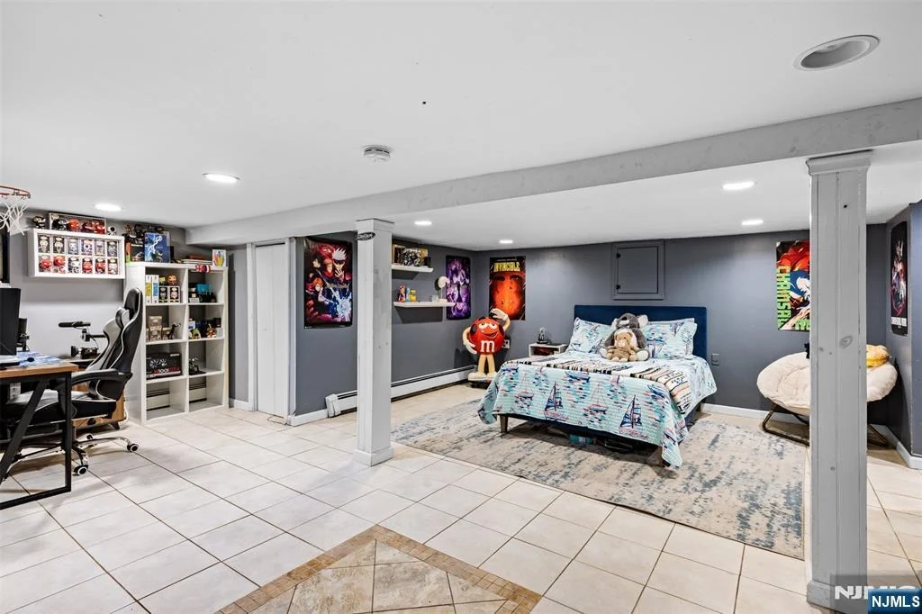 Photo of 4 Patton