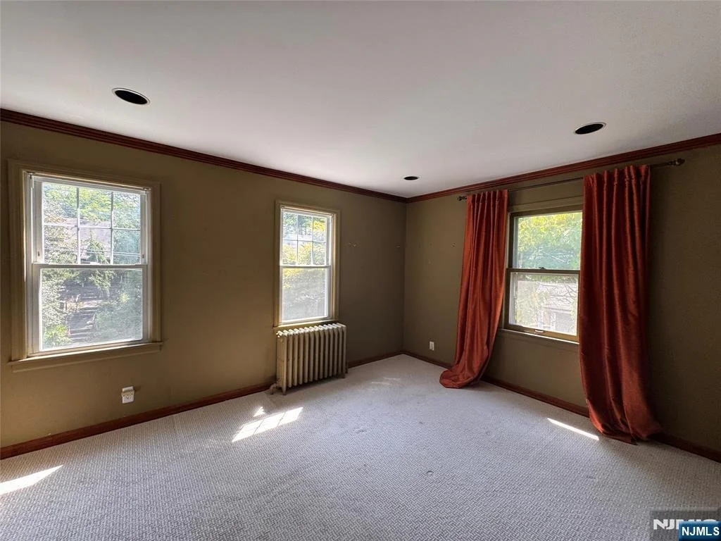 Photo of 25 Maple