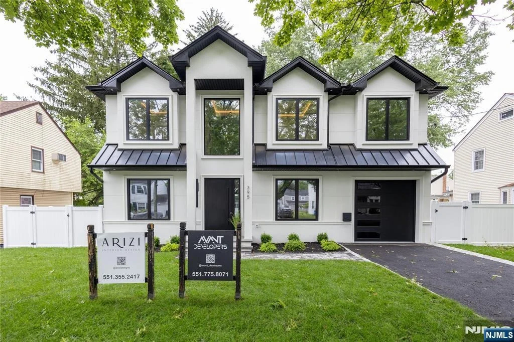 Photo of 395 Hickory