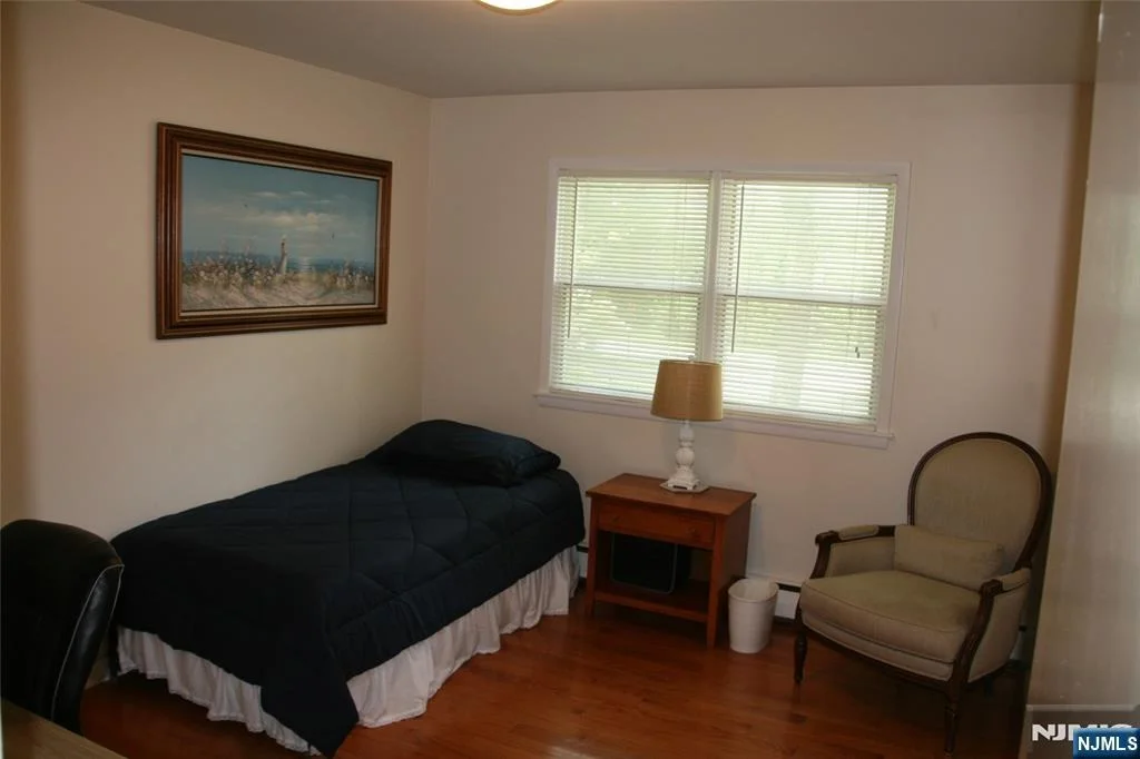 Photo of 452 Glendale