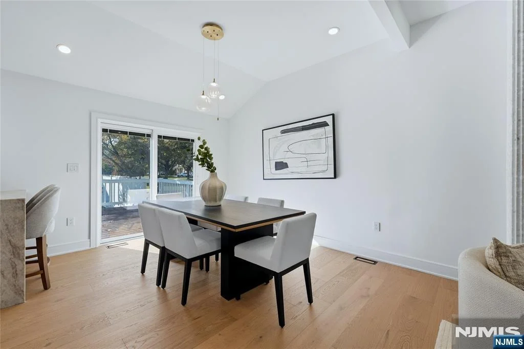 Photo of 339 Beechwood