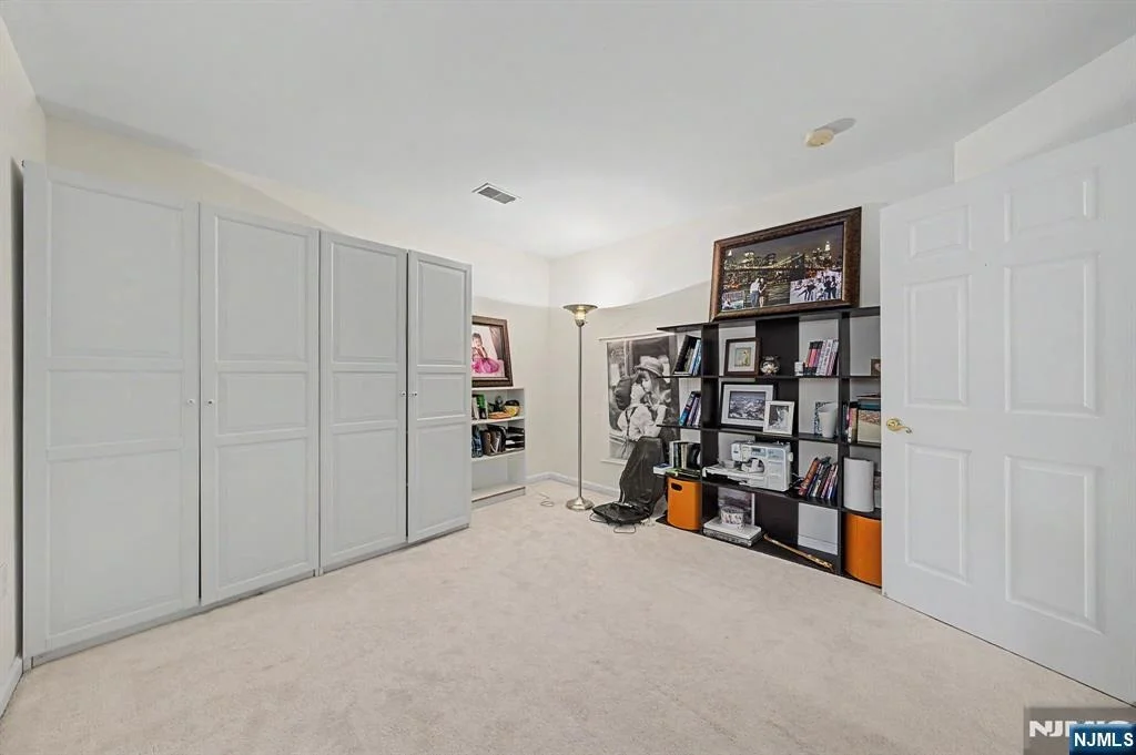 Photo of 6 Boulder