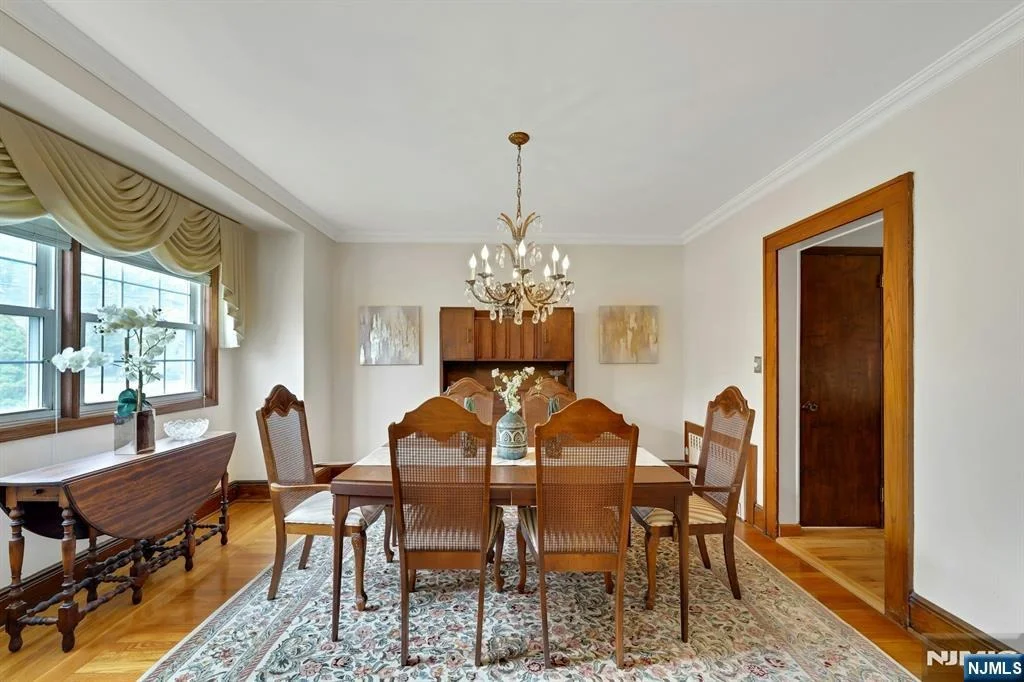Photo of 224 Euclid