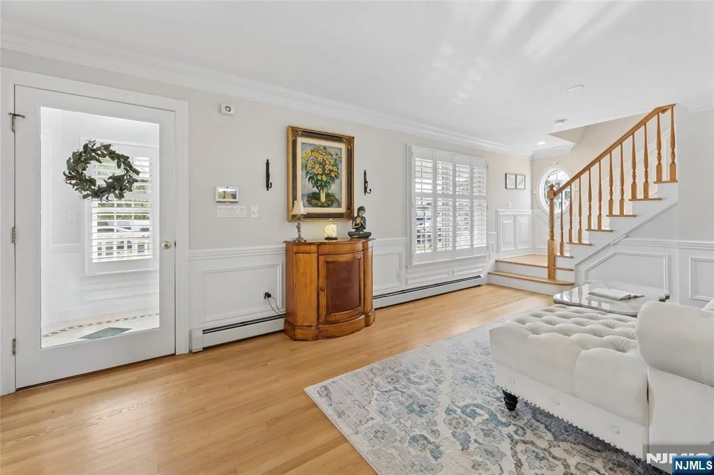 Photo of 599 Oak