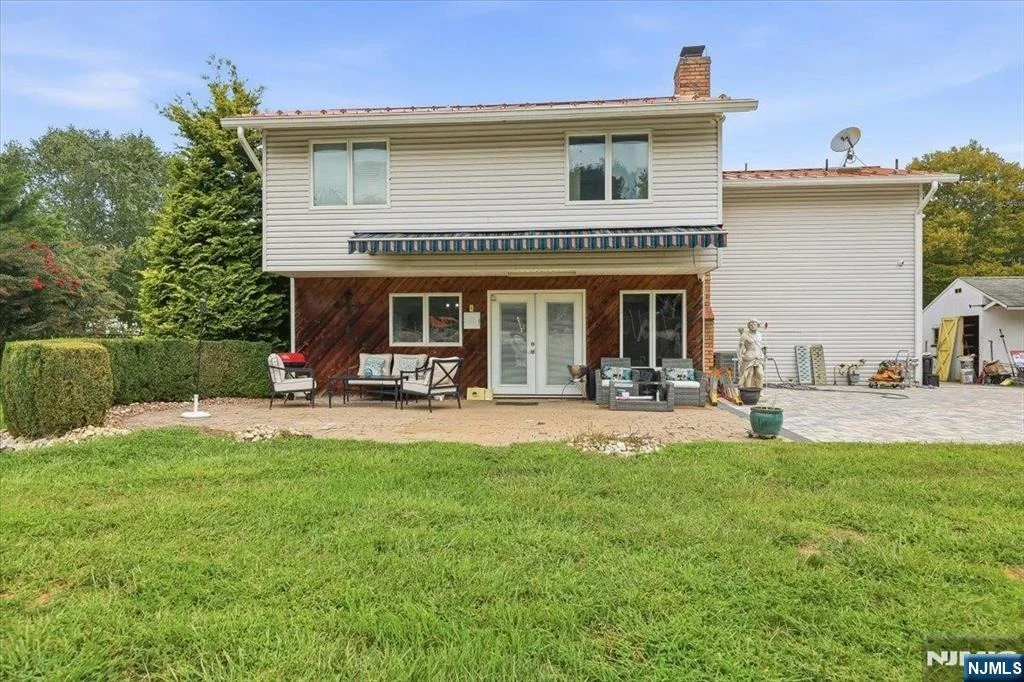 Photo of 19 Hillside