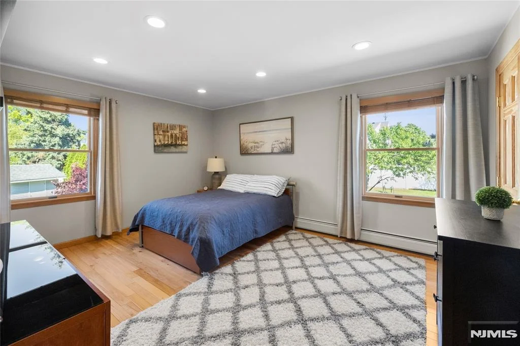 Photo of 66 Roehrs
