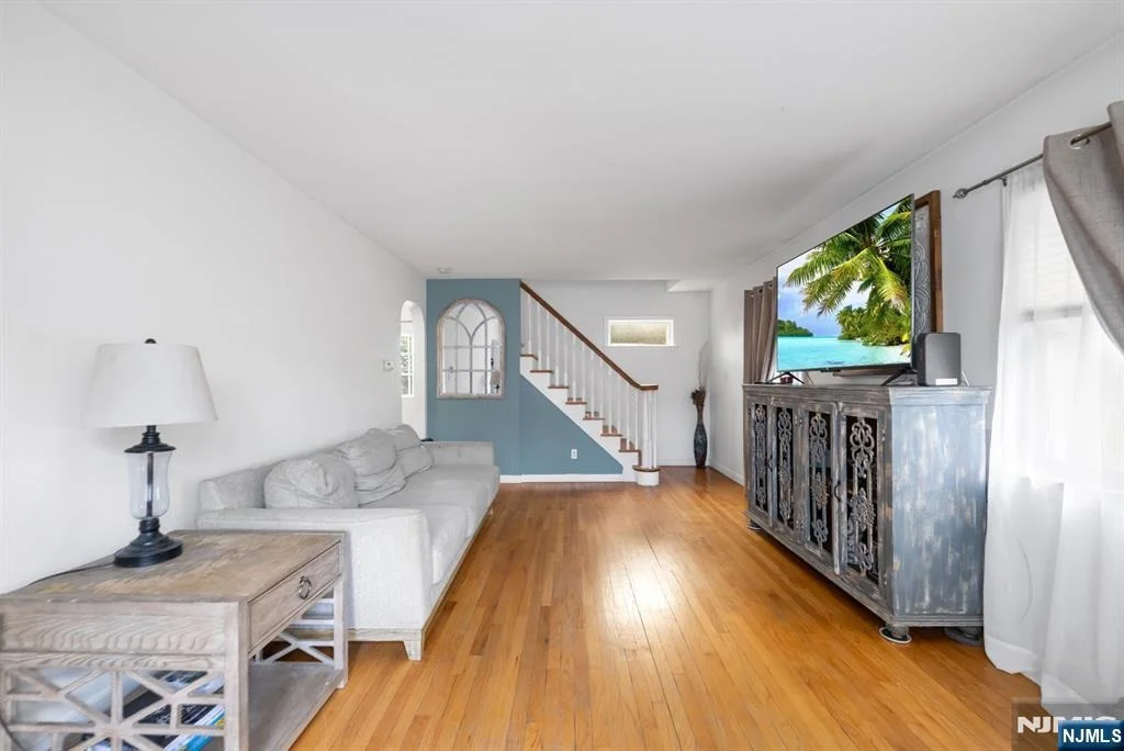 Photo of 99 Oneida