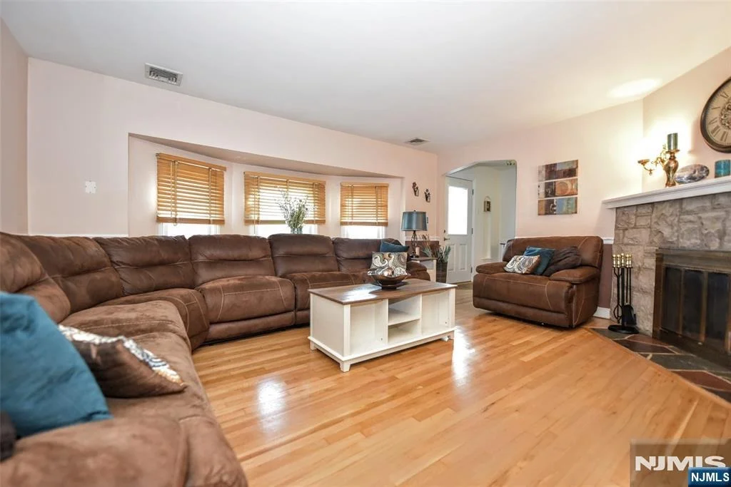 Photo of 137 Manhattan