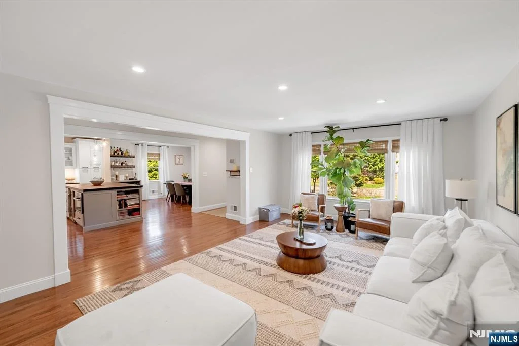 Photo of 433 Piermont
