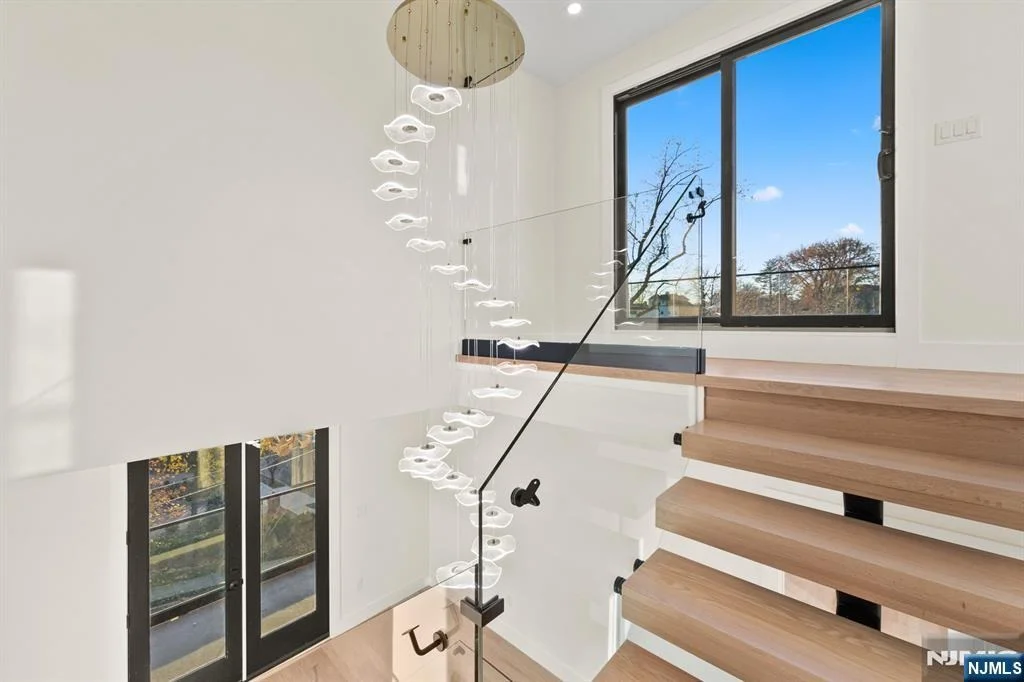 Photo of 61 Edgewater