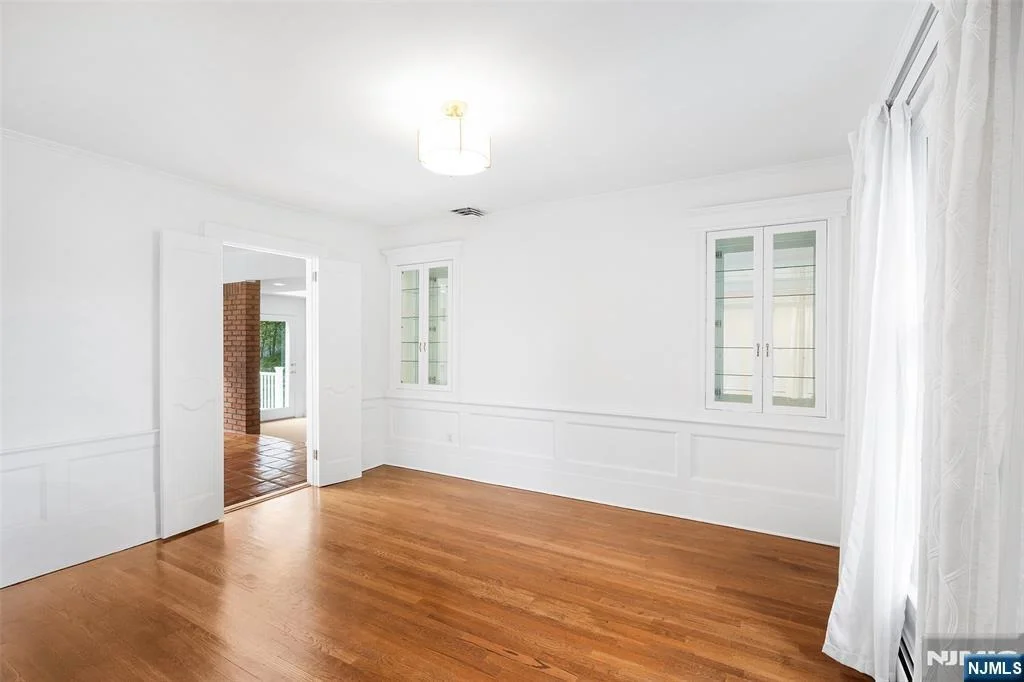 Photo of 10 Cedar